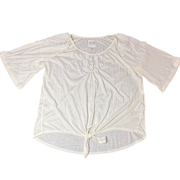 New York Laundry‎ Crochet Tie-Front Top Blouse Flowy Short Sleeve 1X - Picture 1 of 7